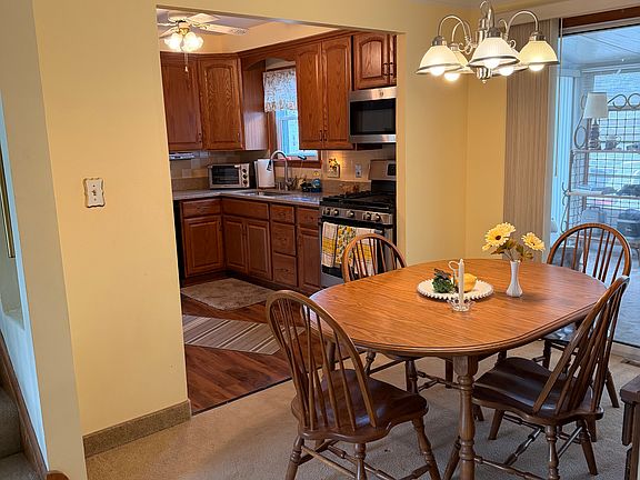 3rd image of 5351 Huron Rd