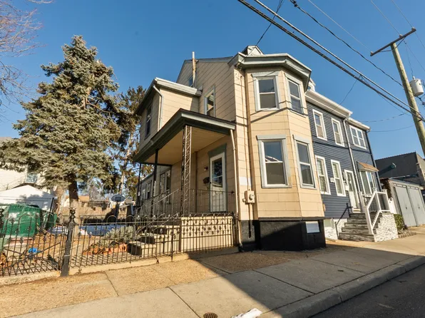 407 Somerset St, Gloucester City, NJ 08030