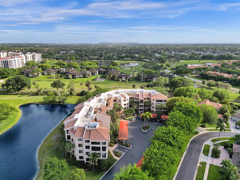 7546 La Paz Blvd #108