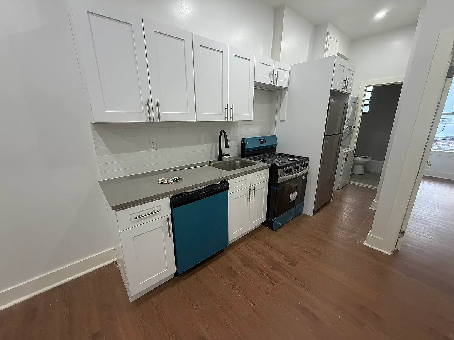 708 Washington Avenue — Photo 3