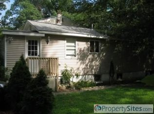 420 Riverside Dr, Wayne Township, NJ 07470