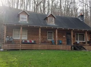 2943 Harvey Rd, Huntington, WV 25704