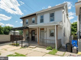 17 Osborn St, Philadelphia, PA 19128