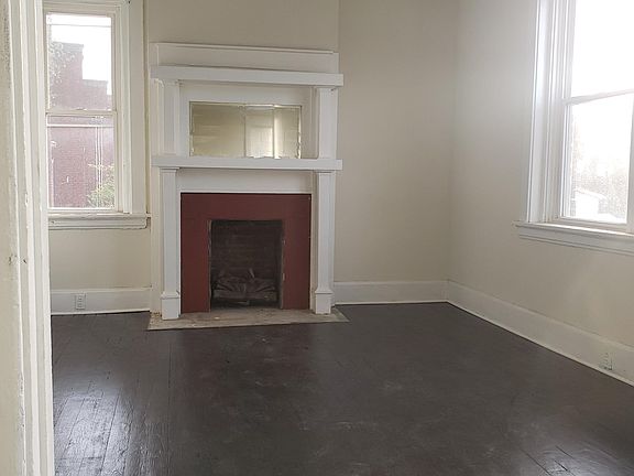 4th image of 4182 Vine St
