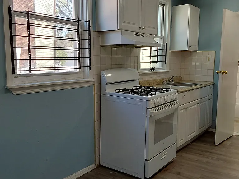 508 S Orange Ave #2 — Photo 3