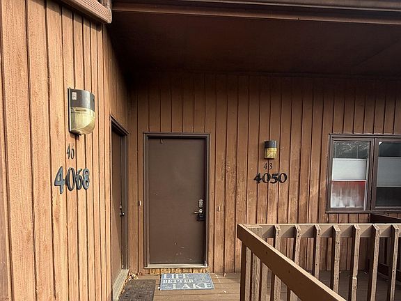3rd image of 4050 E Eagle Bay Dr