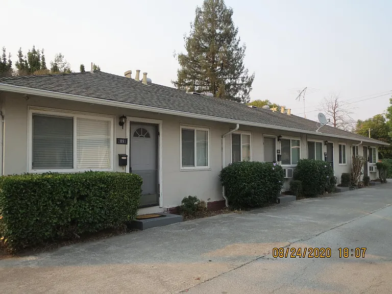 2893 Alma St — Photo 7