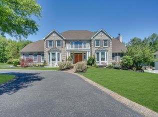 27 N Woods Rd, Asbury Park, NJ 07712