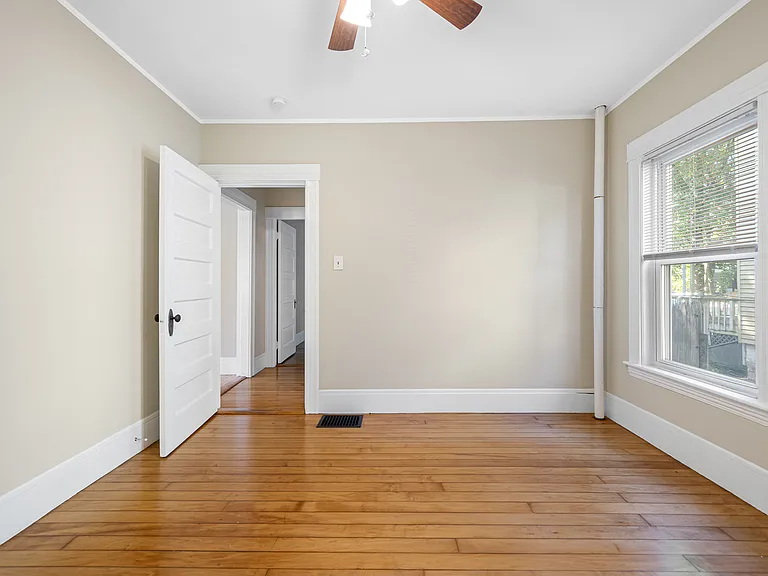 3 Ferdinand St #1 — Photo 9