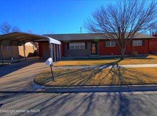 2129 Colgate Dr, Perryton, TX 79070