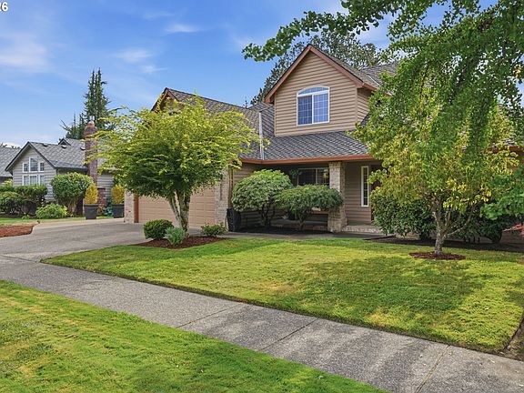 4th image of 2383 NE Jamie Dr