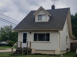 26503 Wenfield St, Roseville, MI 48066