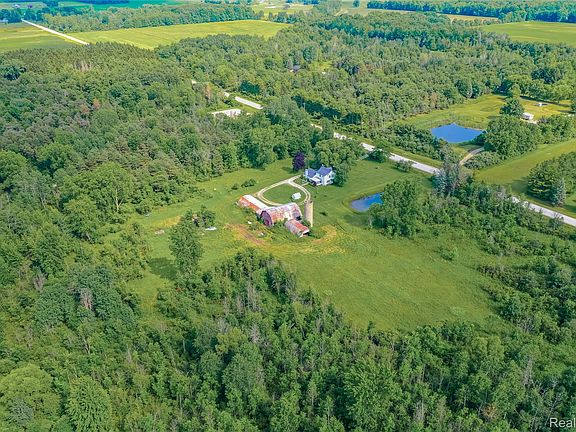 5th image of 8384 Imlay City Rd