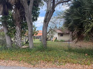 1625 Glen Rd, Glen Ridge, FL 33406