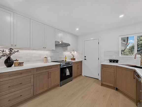 5th image of 3284 Mattos Ave