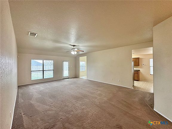 5th image of 402 Curtis Dr