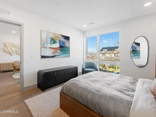 665 2nd Avenue #211, Long Branch, NJ 07740