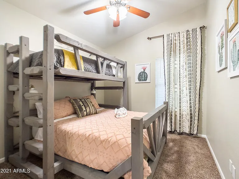 1218 E Seahorse Ln — Photo 22