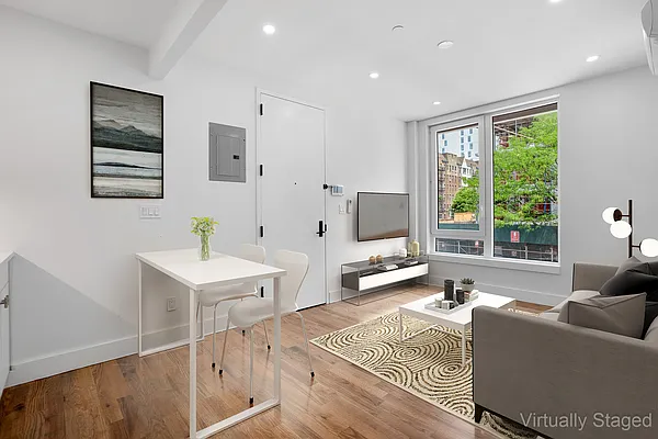 Rented by Safdie Realty Group | media 1