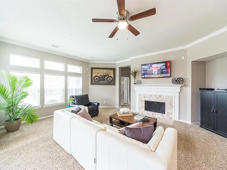 24023 Northshire Ln — Photo 6