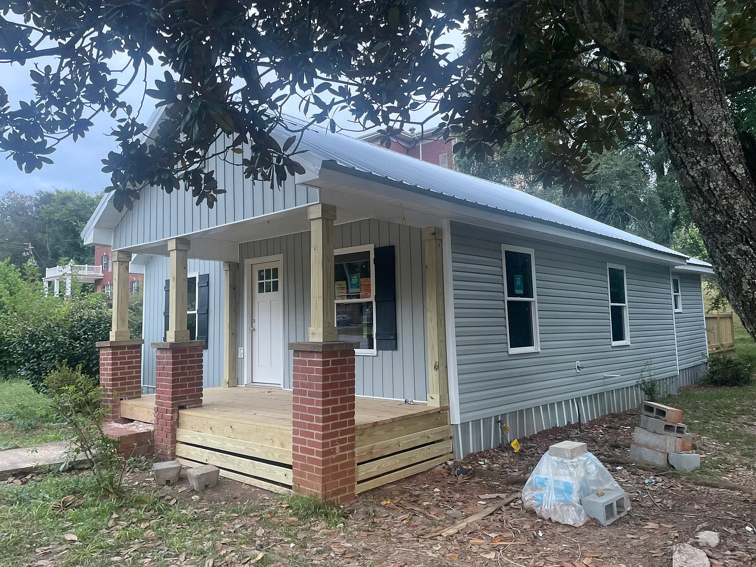 4 bed, 1200 sqft, $2,600 — Photo 1