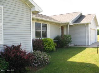 2283 S Riggle Rd, Scottville, MI 49454