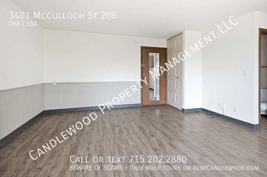 Upper Studio Apartment Available NOW! — Photo 4
