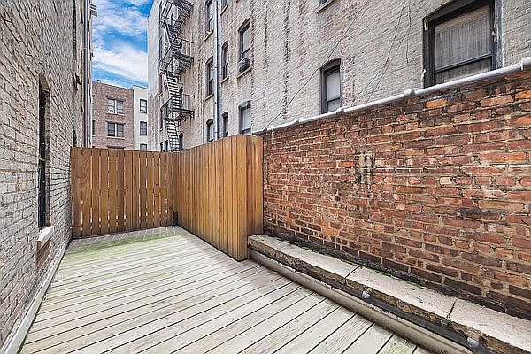 1st image of 720 W 181st St APT 27