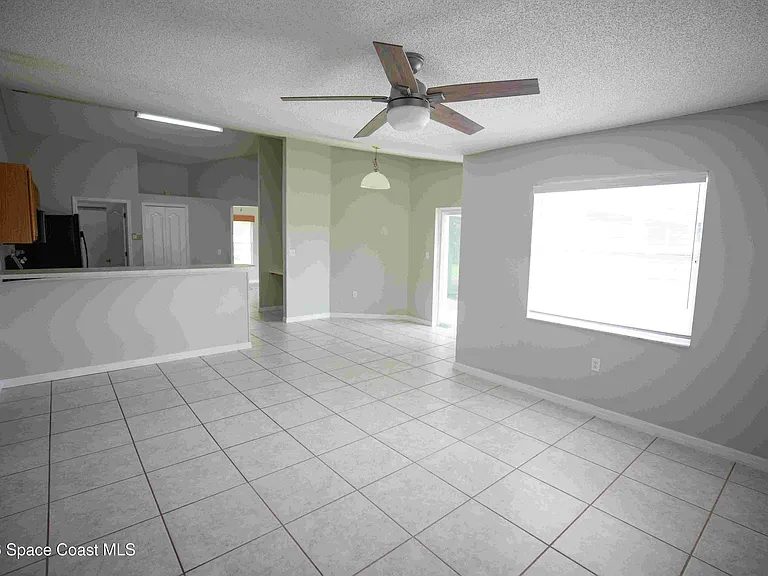 3821 Long Leaf Dr — Photo 16