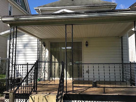 2nd image of 604 Walnut Ave