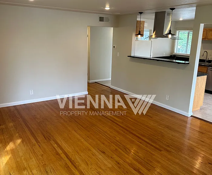 5280 5th St — Photo 11