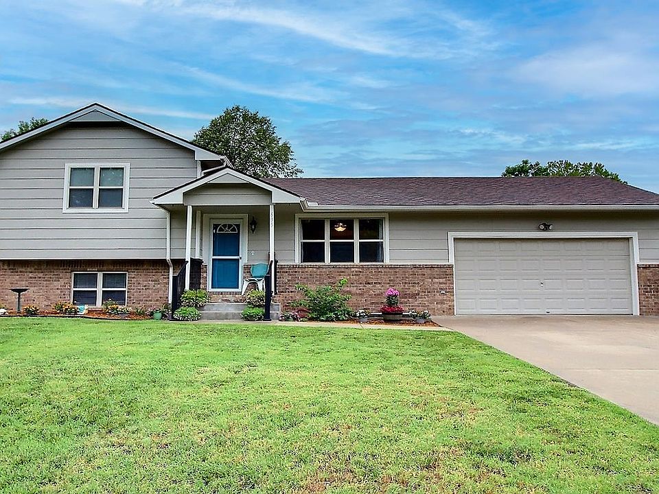 1st image of 635 Dublin Dr