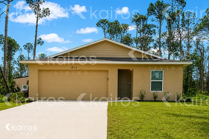 1813 Lawn Ave