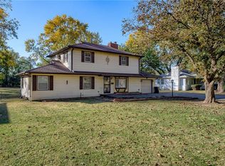 10416 Crystal Ave, Kansas City, MO 64134