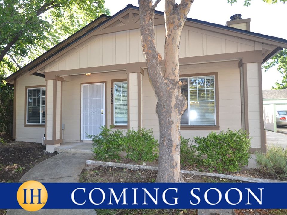 1st image of 7852 Regency Woods Way