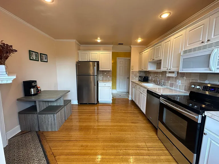 199 Marlborough St #401 — Photo 4