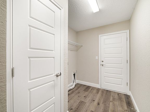 5th image of 10254 N Langdon Rd