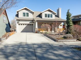 1035 Redtail Loop, Hood River, OR 97031