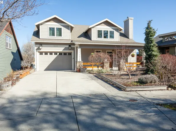 1035 Redtail Loop, Hood River, OR 97031