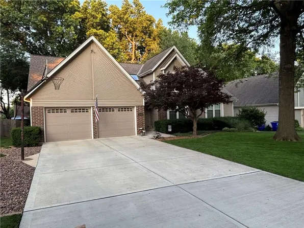 7009 Gillette St, Shawnee, KS 66216