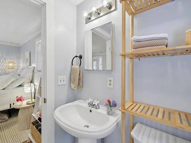 31 Perkins Rd — Photo 17