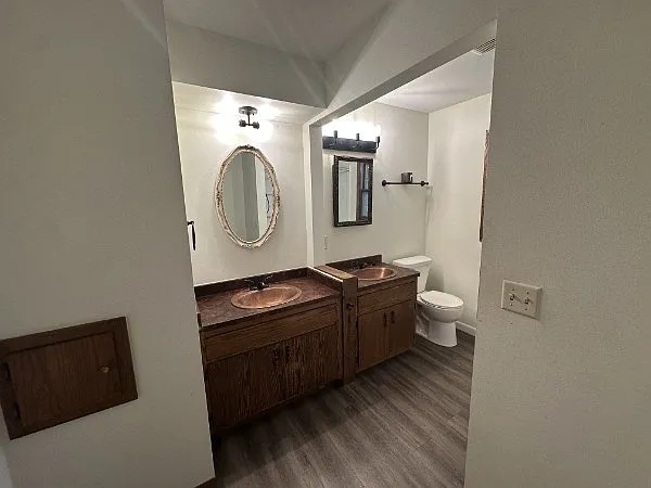 585 Meadow Ct #595 — Photo 9
