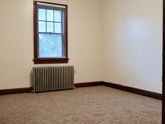 3rd image of 19 Division St APT 3