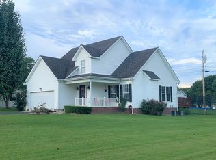 208 Mac Beth Ln, Glasgow, KY 42141