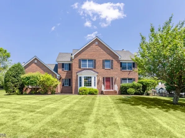 4 Blackberry Pl, Washington Twp., NJ 07853