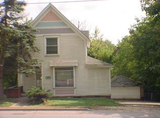 409 N Main St APT 2, Algonquin, IL 60102