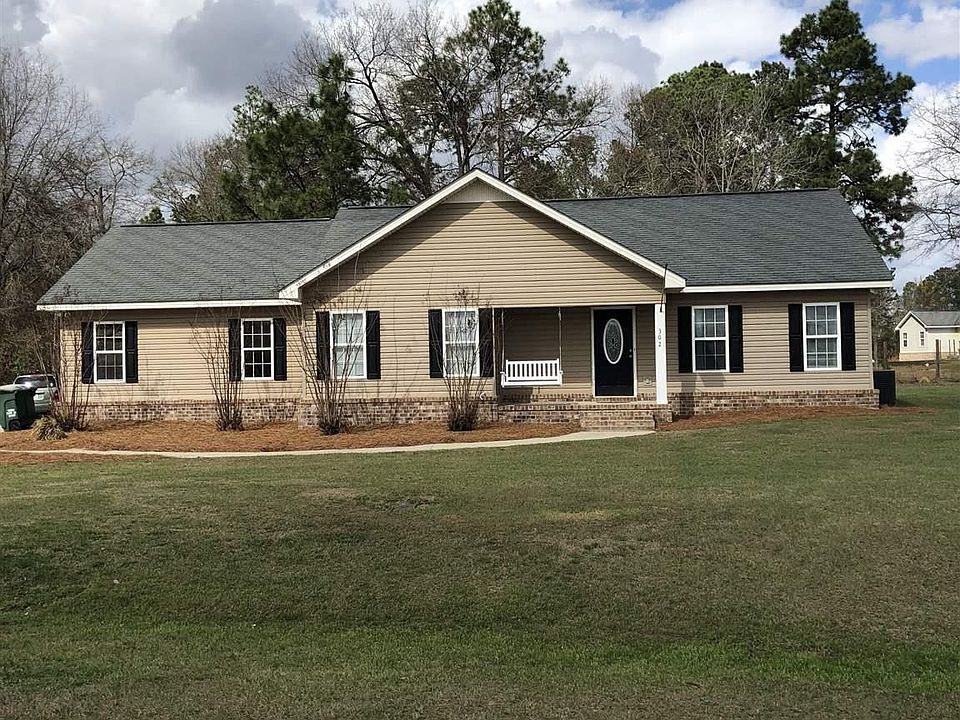 1st image of 302 Hanna Way