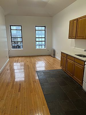1st image of 537 W 49th St #11