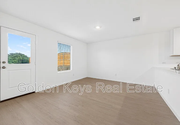 10212 Regal Bend Ln — Photo 19