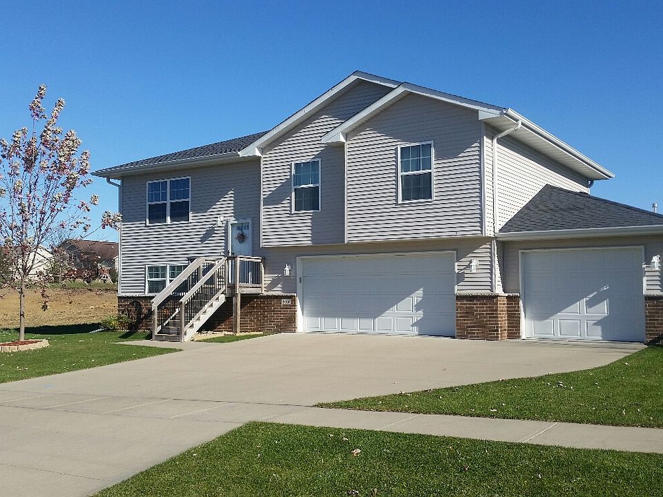 1st image of 558 Fawn Ave